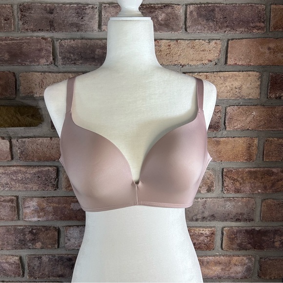 Maidenform Other - MAIDENFORM Wireless Tan T-Shirt Bra with Seamless Molded Cups
